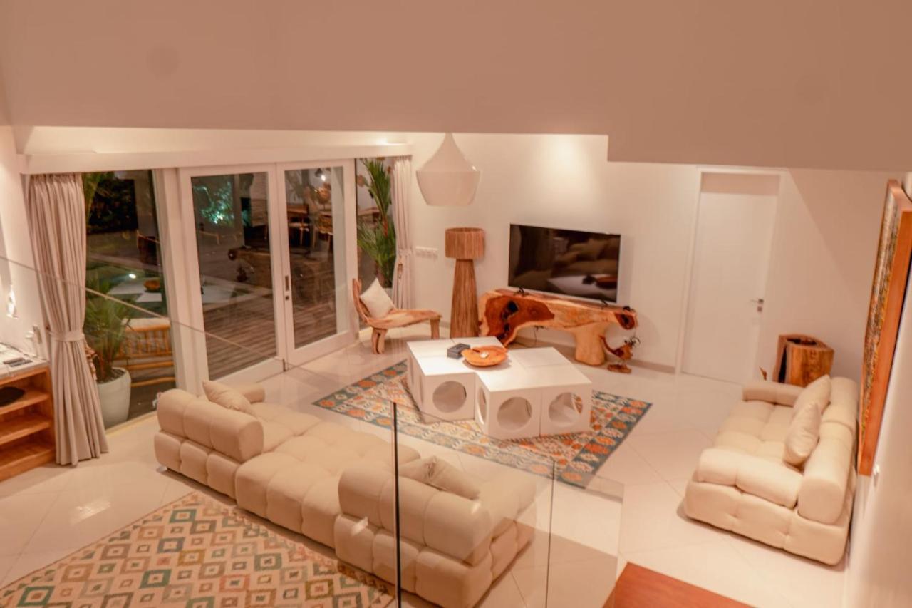 Suar Villa